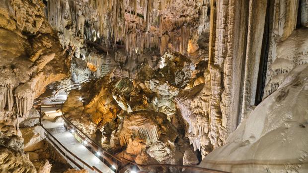 Vista de la Cueva de Nerja, que cumple 60 años